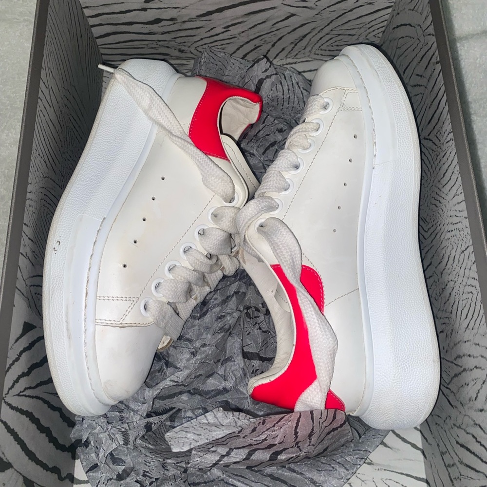 🩷 Alexander McQueen 👟 - Picture 8 of 16